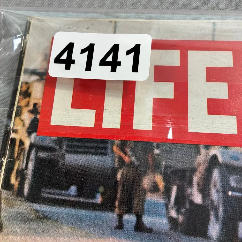 Vintage 1967 LIFE Magazine Six Day War Israel Gaza Israeli Onslaught See Descr